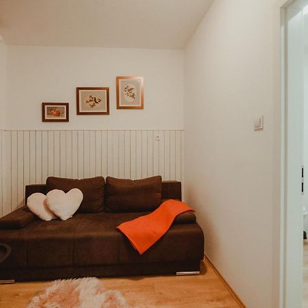 Apartman Lovric Dakovo Luaran gambar